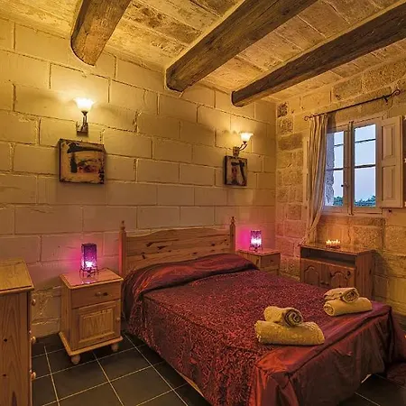 Maison d'hôtes Exploring Malta's Beautiful South Coast ! *