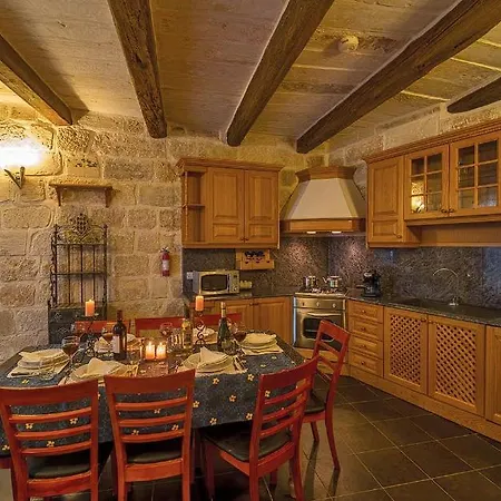 Maison d'hôtes Exploring Malta's Beautiful South Coast ! Żejtun